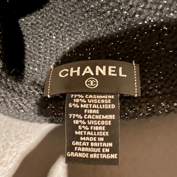 Rare Chanel Cashmere & Viscose Beanie - Picture 5 of 5